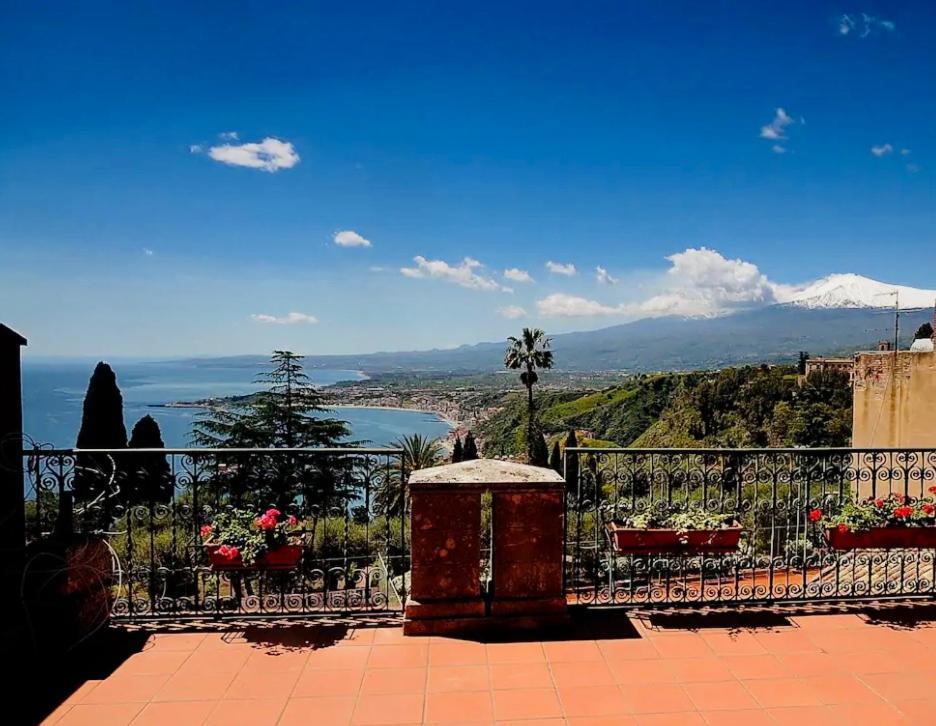 Casa Lionessa Apartment Taormina Luaran gambar